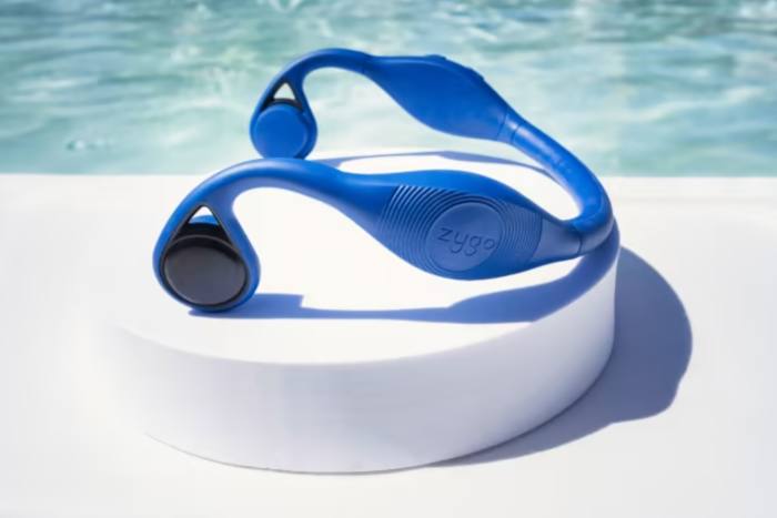 Zygo Solo headphones by a swimming pool